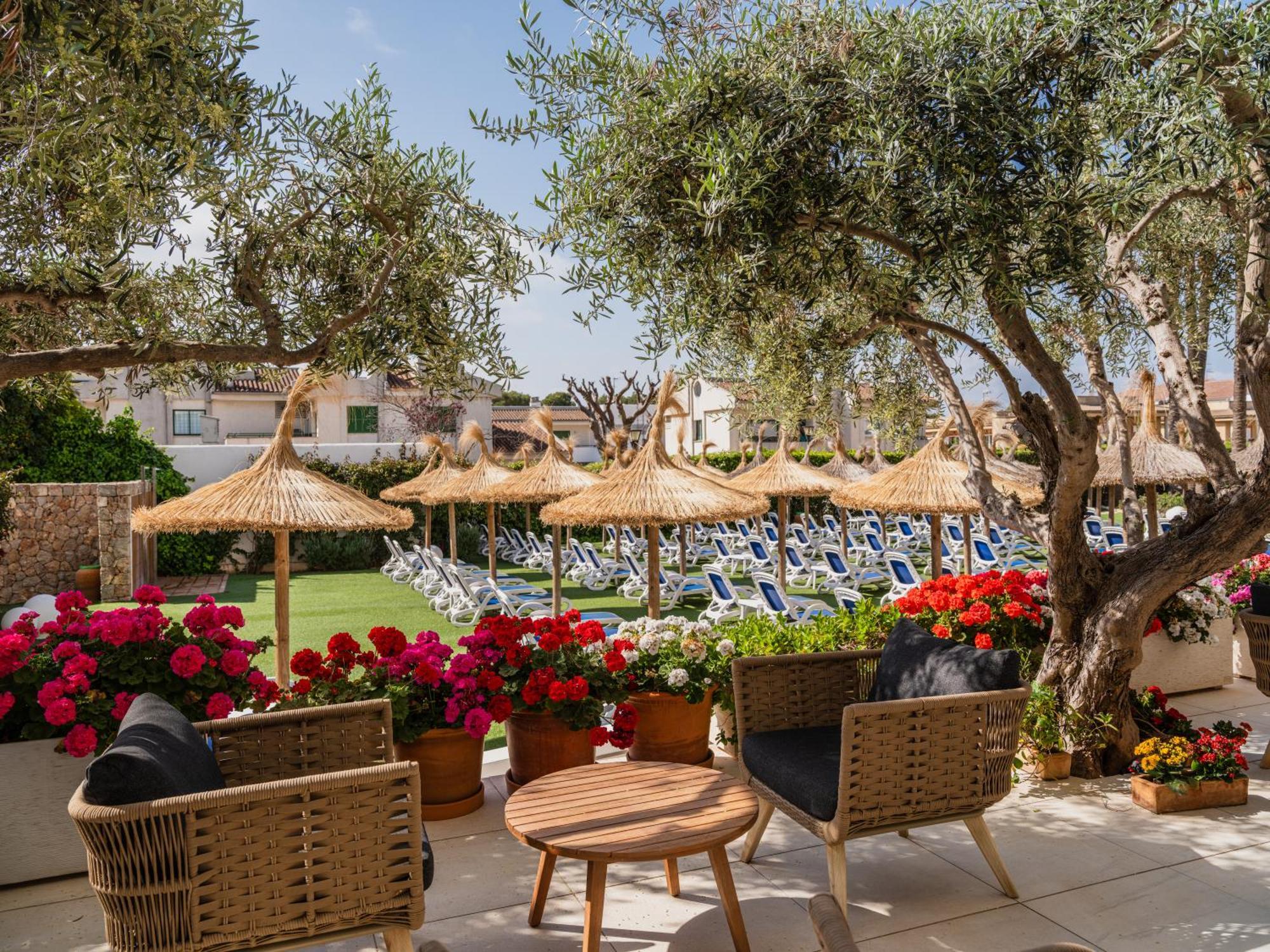Grupotel Maritimo Пуерто де ла Аркудия Екстериор снимка